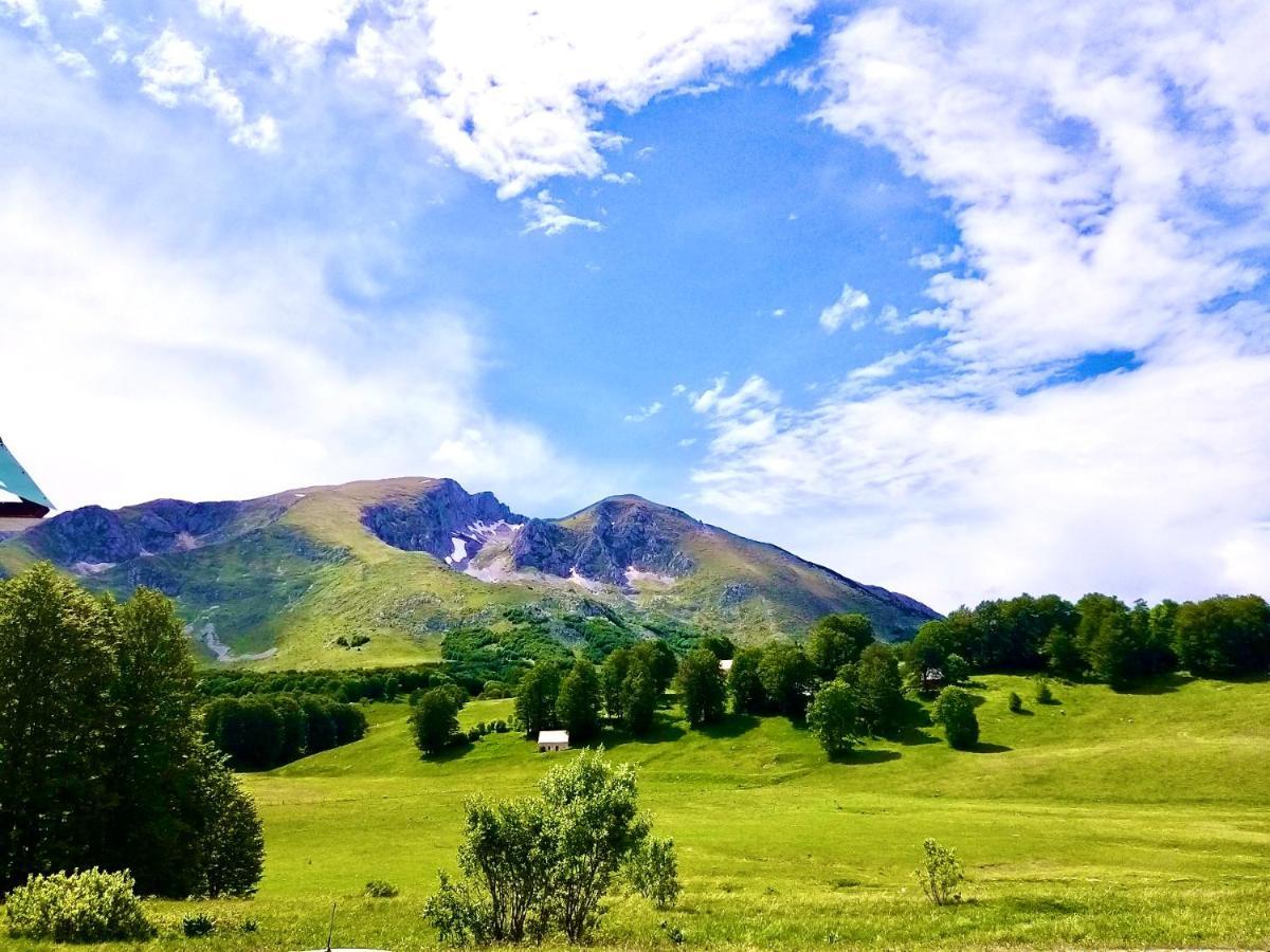 Apartmani I Restoran Sljeme Zabljak  Exterior photo