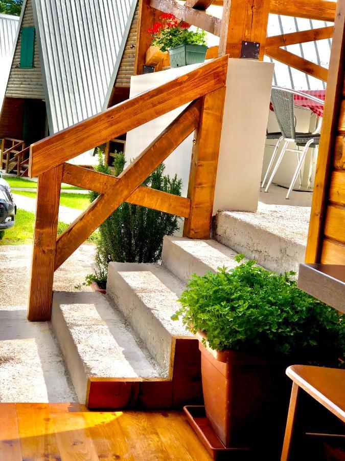 Apartmani I Restoran Sljeme Zabljak  Exterior photo