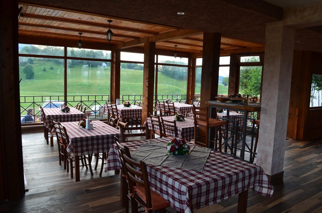 Apartmani I Restoran Sljeme Zabljak  Exterior photo