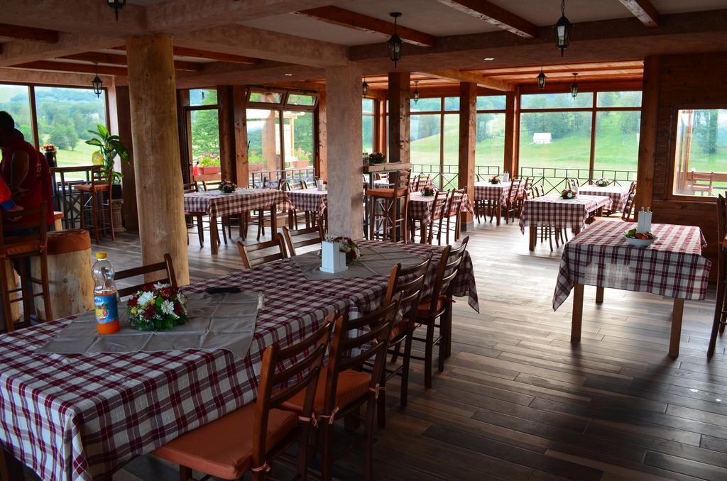 Apartmani I Restoran Sljeme Zabljak  Exterior photo