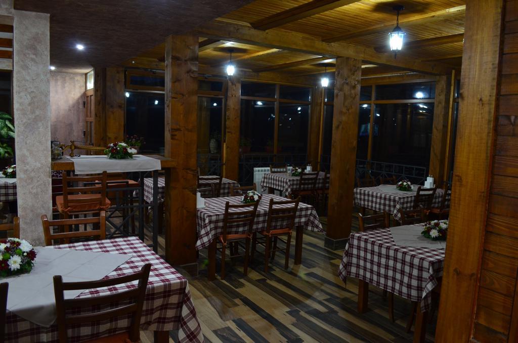 Apartmani I Restoran Sljeme Zabljak  Exterior photo